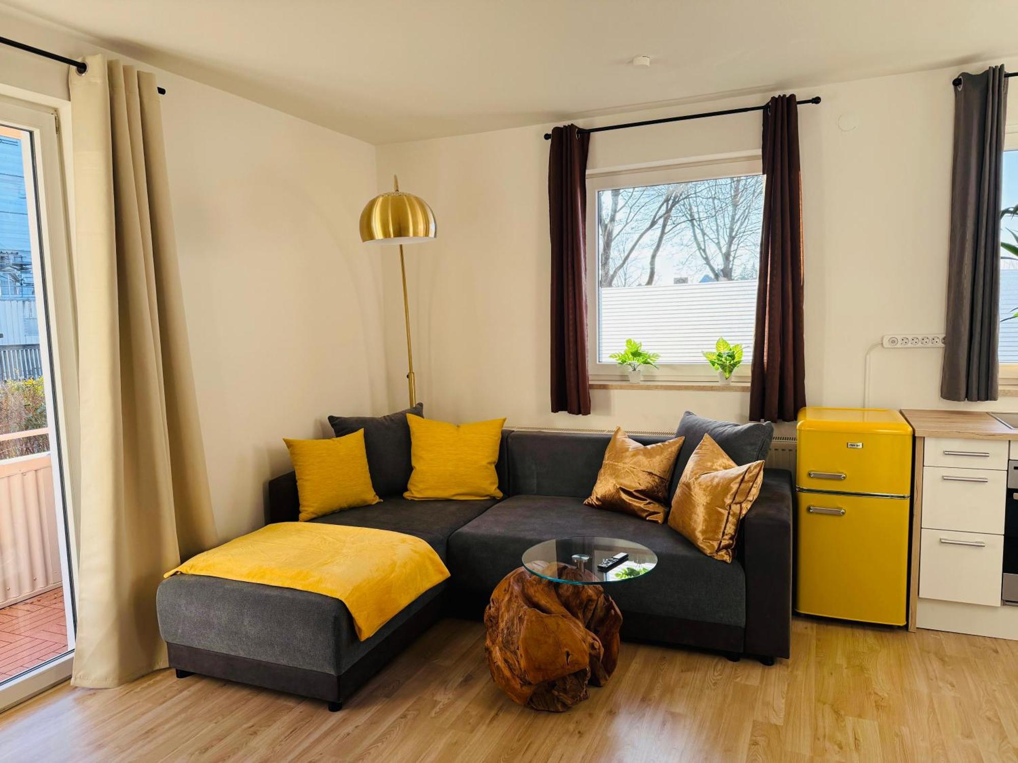 Yay - 65M2 Apartment Am Bahnhof - Smart Tv - Internet - Kaffee - Waschmaschine - Trockner Mühldorf Екстериор снимка